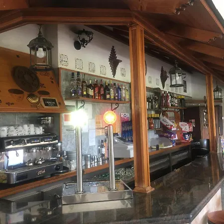 Hostal O Labrador بيت ضيافة O Hospital